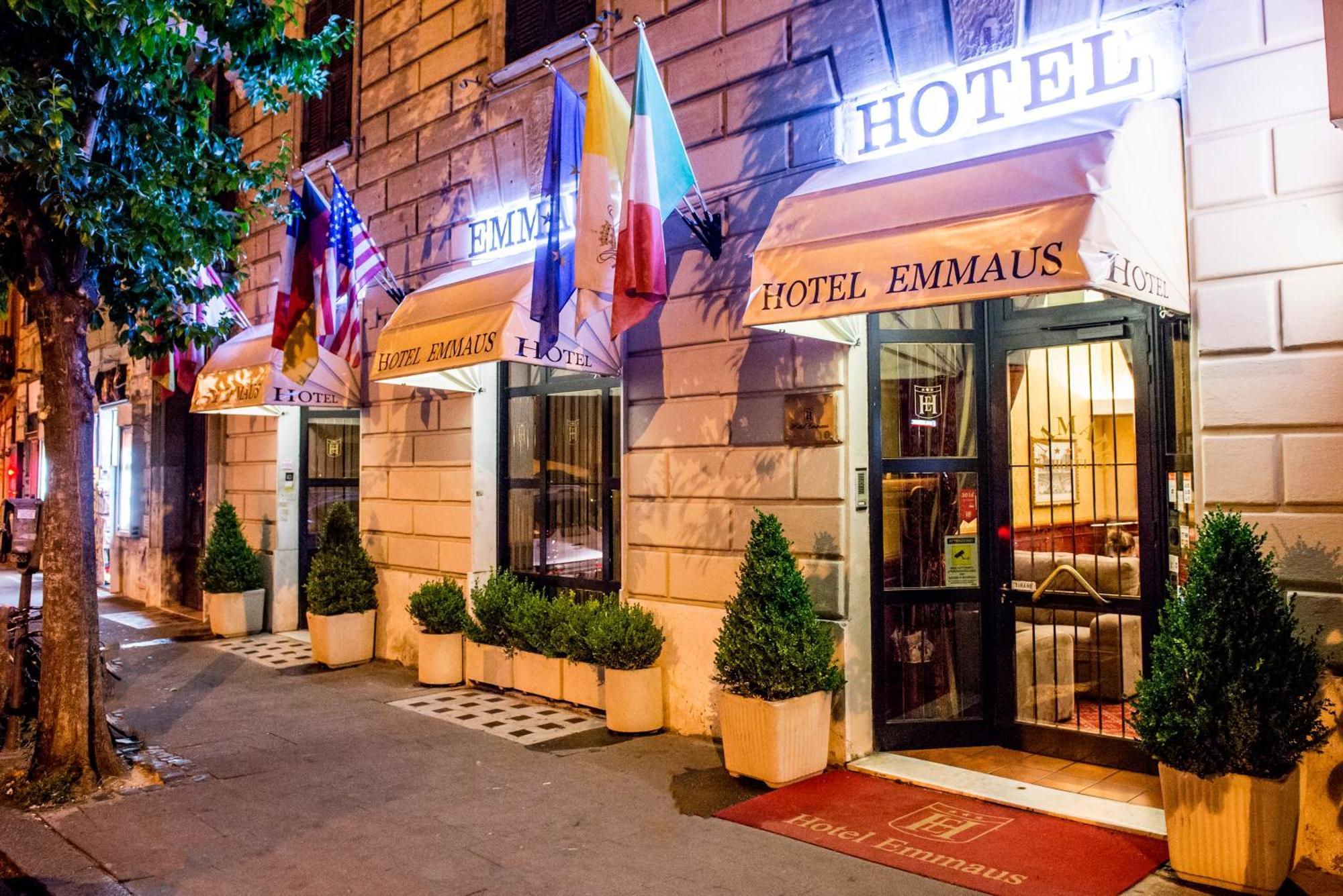 Hotel Emmaus, Rome